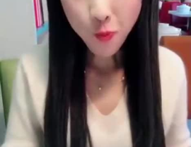 小姐姐吃颜值高的东西吗,小姐姐的美食探秘之旅